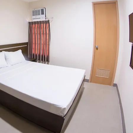 Emerald Suites Cdo Cagayan de Oro Room photo